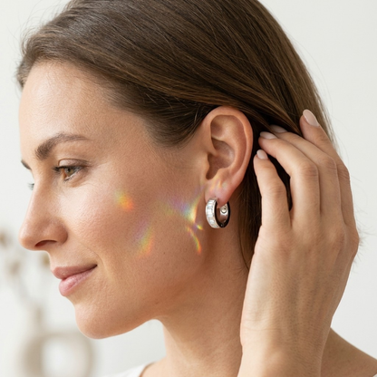 Magneva Earrings – Daily ease, natural balance